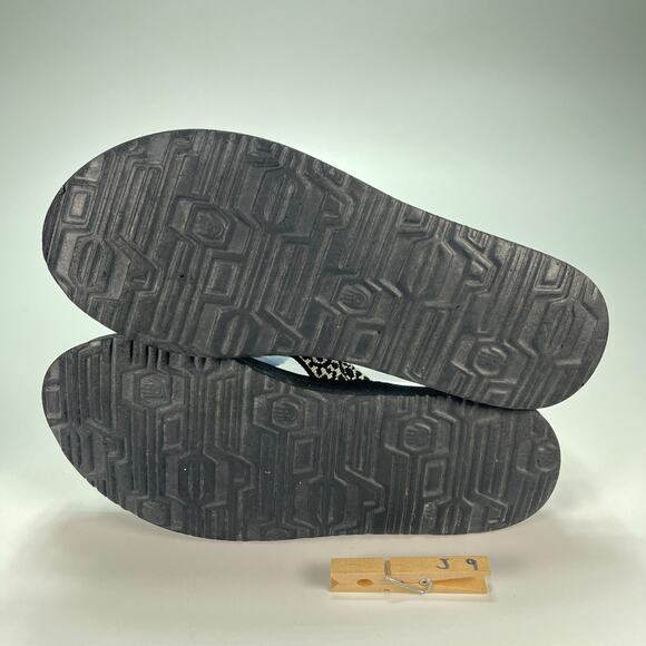 Teva Mush II Black Lightweight Comfort Flip Flops Sandals 4198 Women’s Size 8 - Picture 8 of 8